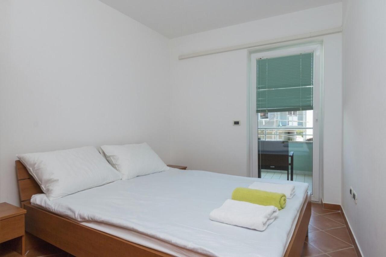 Apartments Riva メドゥリン エクステリア 写真