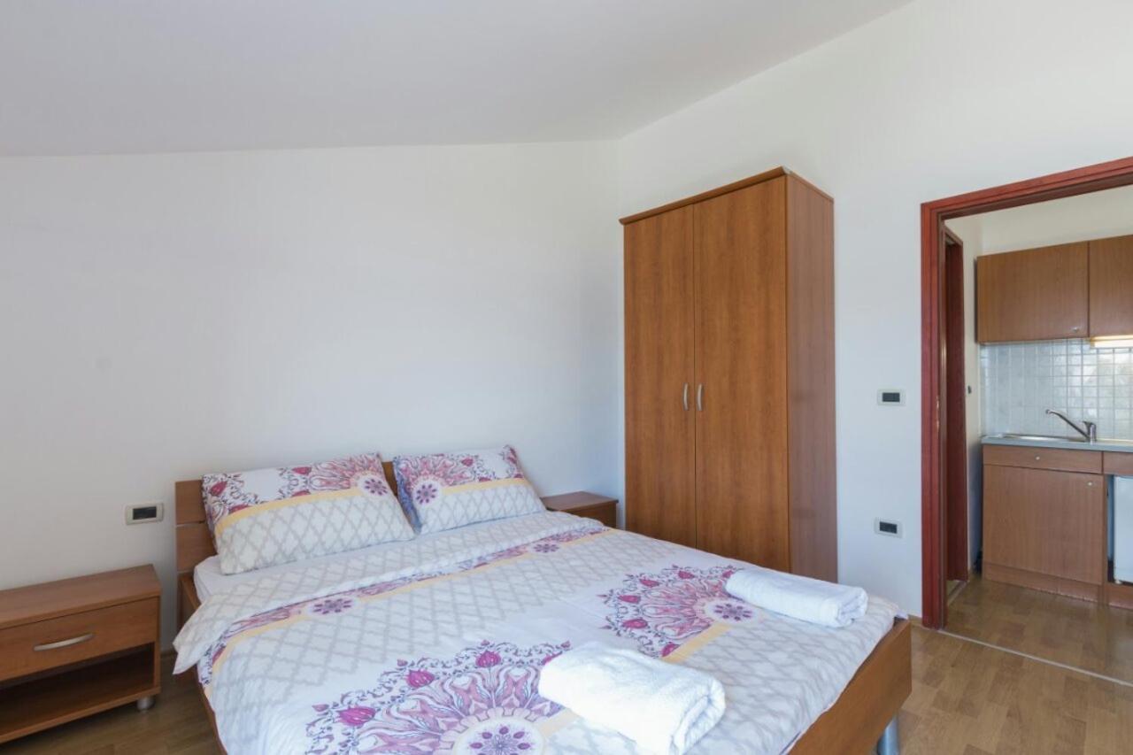 Apartments Riva メドゥリン エクステリア 写真