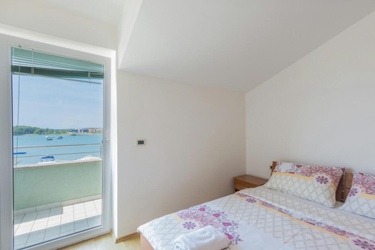 Apartments Riva メドゥリン エクステリア 写真