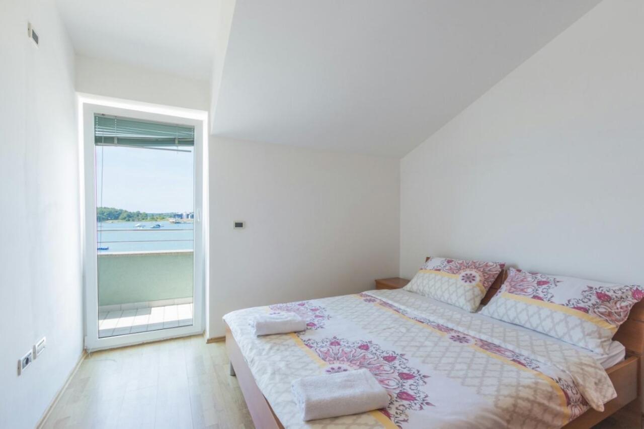 Apartments Riva メドゥリン エクステリア 写真